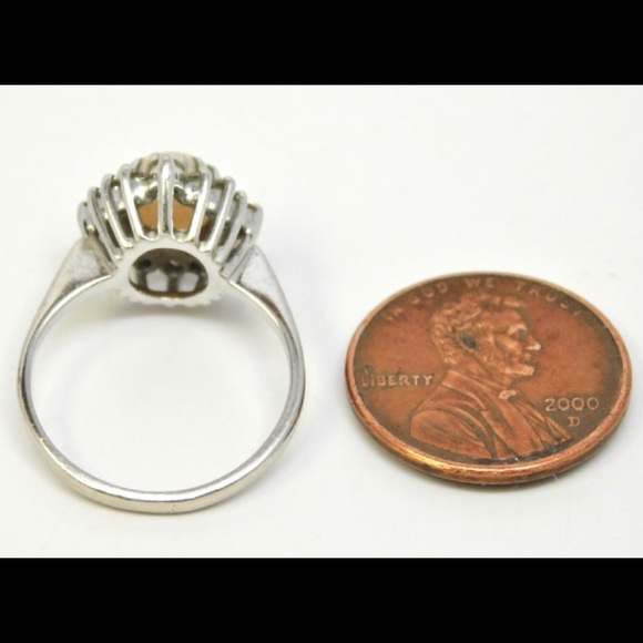 14K Gold .38CTTW Diamond & Opal Halo Ring - Picture 3 of 3